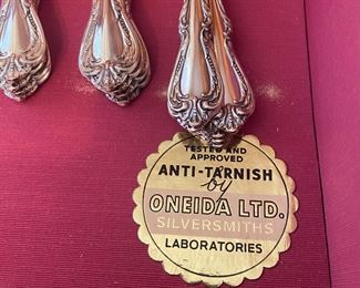 Oneida silver plated flatware