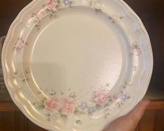 Pfaltzgraff Tea Rose Collection 