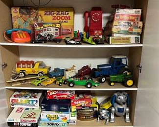 Toys are in good condition, lightly played with and some signs of long storage. 