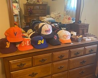 Maple bedroom set—queen bed, dresser w mirror, chest, nightstand