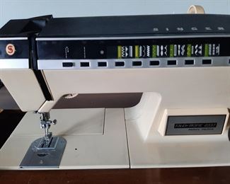 Nice sewing machine and cabinet