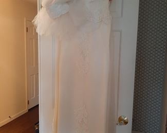 Vintage wedding dress