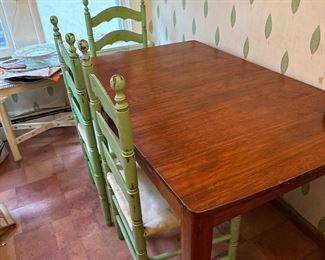 Kitschy table and chairs
