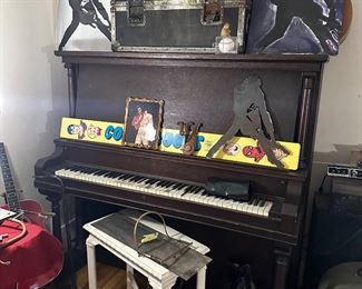 Slim’s Piano, Replacement Equipment Case and Slim Art