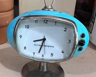 Vintage miniature TV clock