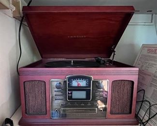 Crosley LP/CD/radio combo