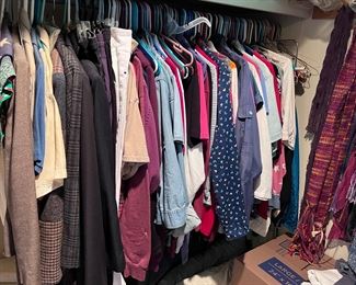 Women's clothing and accessories (mostly size M)