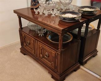 Thomasville Italian Provincial Traditional Flip Top Cherry Buffet Server Dry Bar