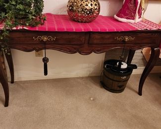 Vintage Sofa Table Henredon Furniture Two Drawers French Country Oak Inlays