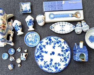 WEDGWOOD FLOW BLUE & MORE LOT
