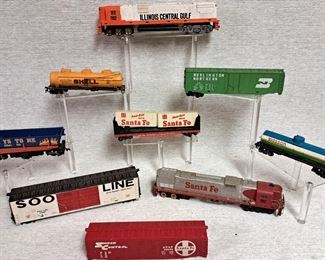VINTAGE TRAINS LOT