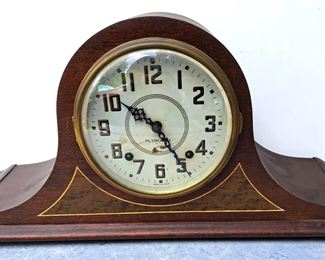 MANTLE CLOCK