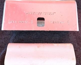 VINTAGE PAPER TOWEL HOLDER