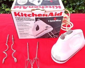 KITCHENAID MIXER