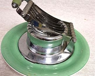 ANTIQUE EGG TOMATO SLICER BY WALES
