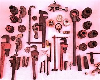 VINTAGE PLUMBING LOT STEAMPUNK WRENCHES 