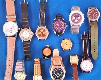 WATCH LOT
