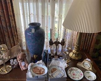 Decor, lamp other lamps not shown here...