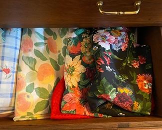 Table cloths. Round and rectangular... Runners too.