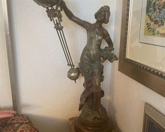 ANTIQUE SWINGING ARM LAMP