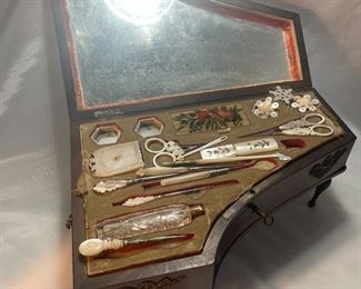 RARE SEWING KIT MUSICAL PIANO