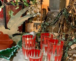 Mid Century Holiday drinking glasses 