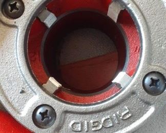Ridgid 12 R like new dies in set metal case