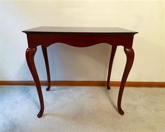 Bombay Company Accent Table 