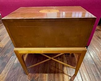 Trunk on Base - Connected