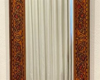 Mirror w/Leaf Frame