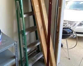Louisville 6' aluminum ladder