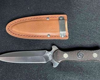 Rare Colt CT225 Six Shooter Boot Knife With Black Checkered Handle