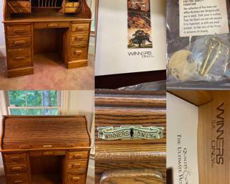 13 Drawer Winners Only Oak Rolltop Desk/Paperwork & Keys working smoothly 
