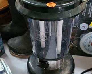 COLEMAN LANTERN
