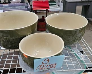 THREE MIXING BOWLS