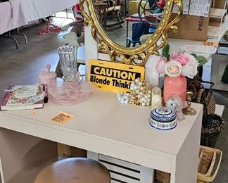VANITY, STOOL, MIRROR, & DECOR