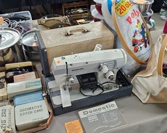 SEWING MACHINE & SEWING ACCESSORIES