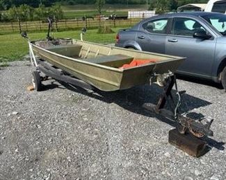 14’ FLAT BOTTOM BOAT W/ TRAILER