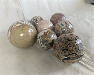 Set $120, Quartz rock spheres 2-4"