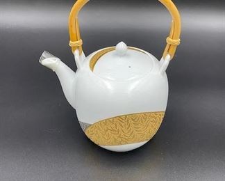 $290, Vintage Noritake Diamond Collection Teapot Set, 2 Cups, Saucers, Gold & Platinum