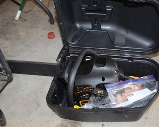 Poulan Pro 18" like-new