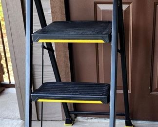Gorilla 3-Step Ladder 