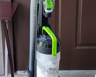 Bissell Vacuum Cleaner 