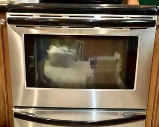 Frigidaire Stainless Steel Electric Stove-Classic Series