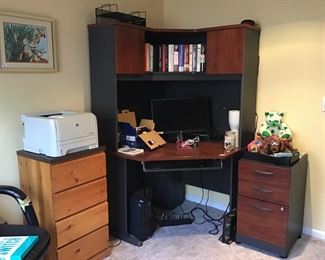 Computer Corner Desk w/ file cabinet 70