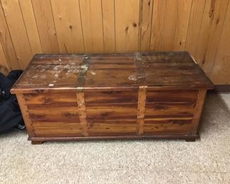 Cedar chest 30 
