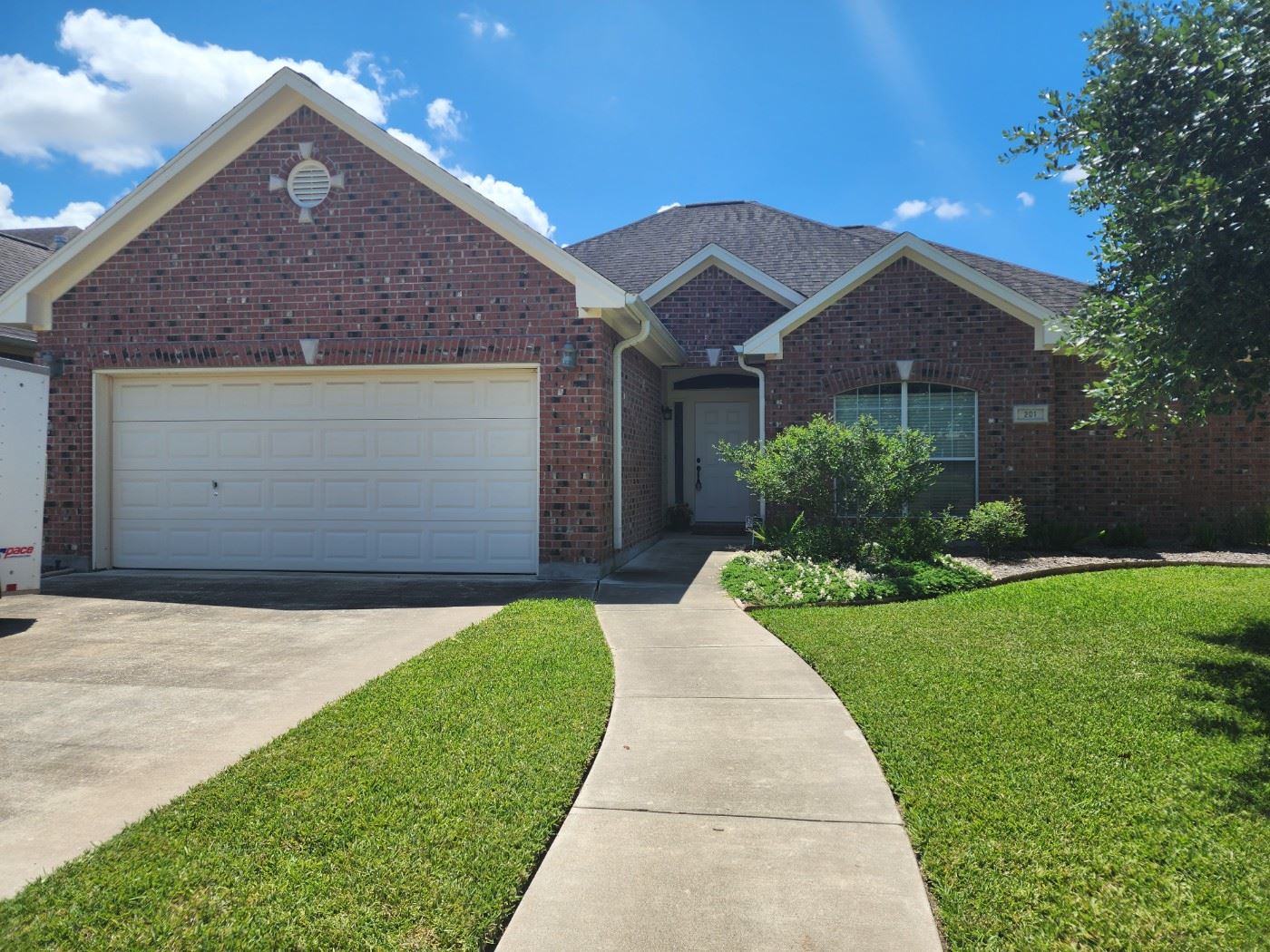 Simply Sirocco in Victoria, TX starts on 7/7/2023