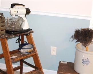 Monmouth four gallon pickle crock.