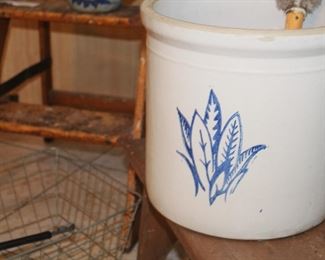 Corn shuck detail on crock, previously pictured.