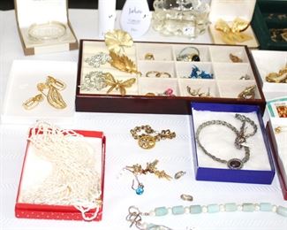 Sterling, Swarvoski crystals, pearls and more jewelry.